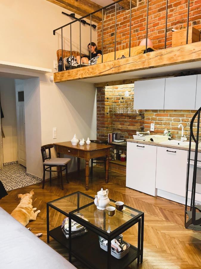 Family Suite Cracovie Extérieur photo